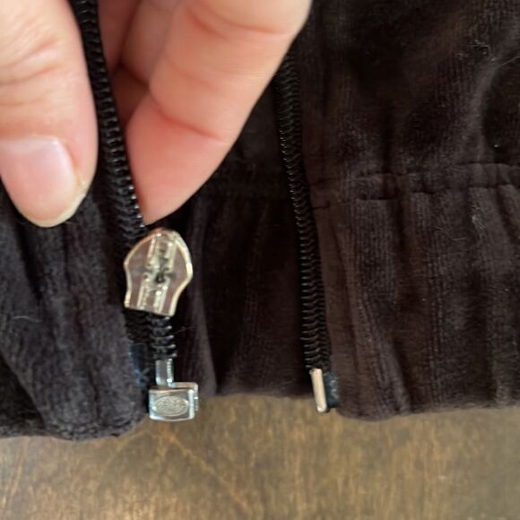 Pelle Pelle  marc buchanan velour tracksuit jacket Sz-Large - Picture 6 of 11